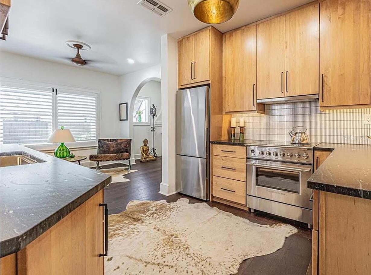 COUNTRY CLUB ADD - Residential