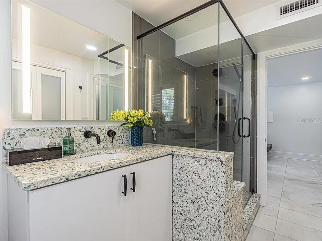 COUNTRY CLUB ADD - Residential