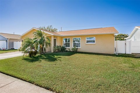 A home in SEMINOLE