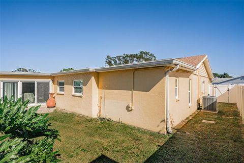 A home in SEMINOLE