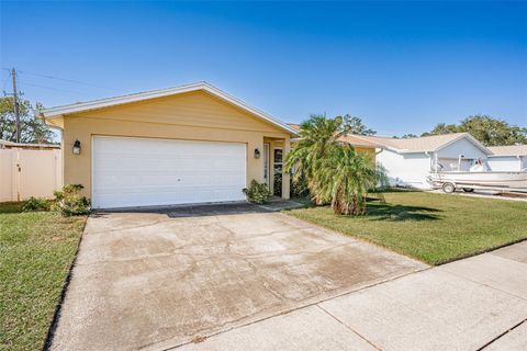 A home in SEMINOLE