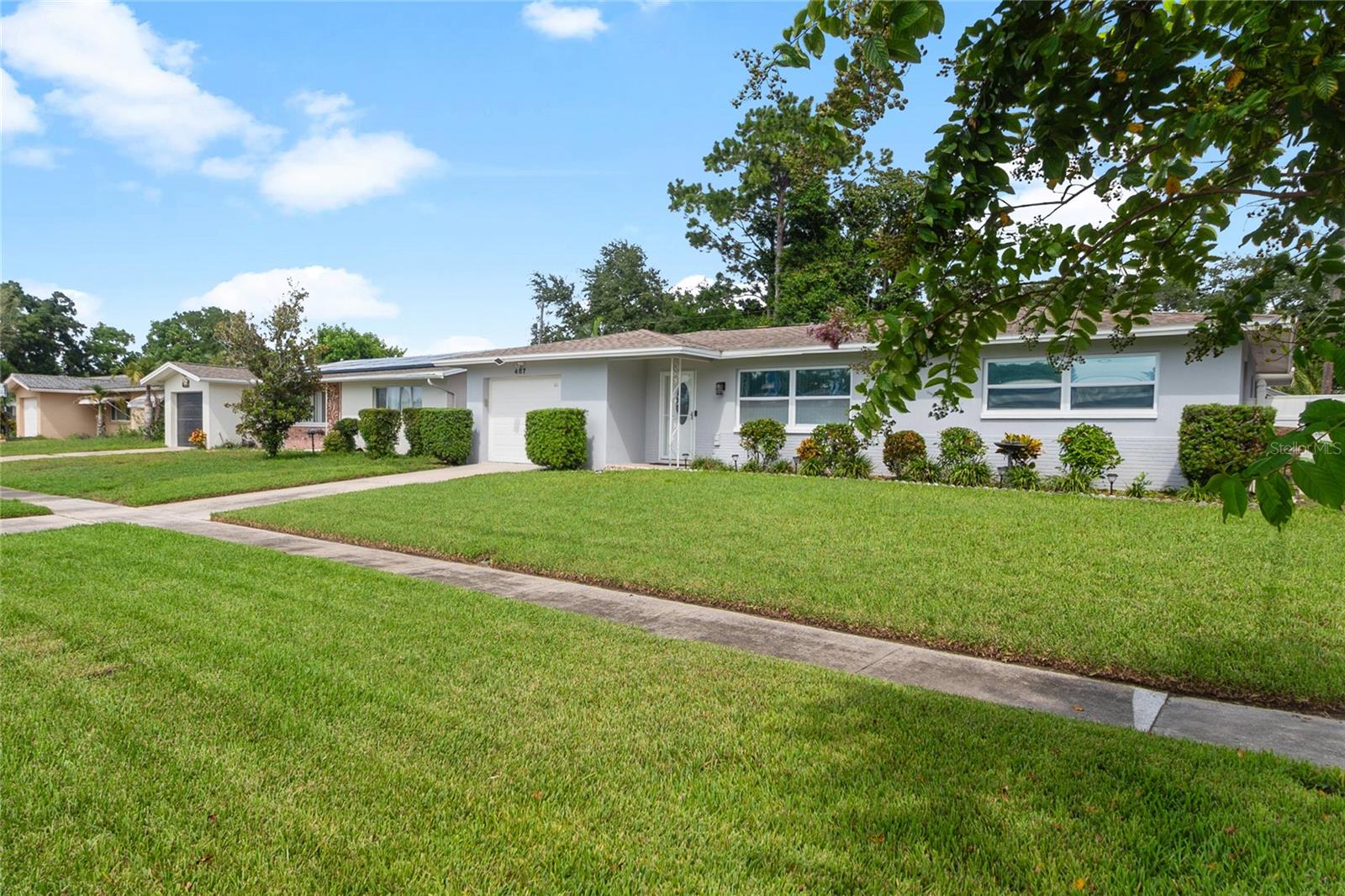 487 LAKE HILL LANE