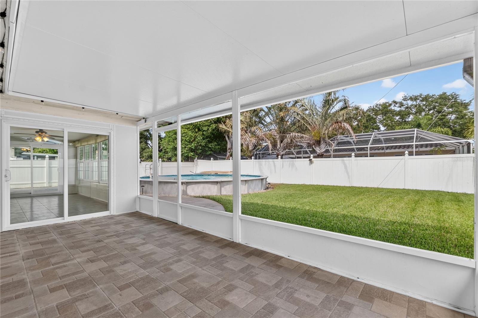 487 LAKE HILL LANE