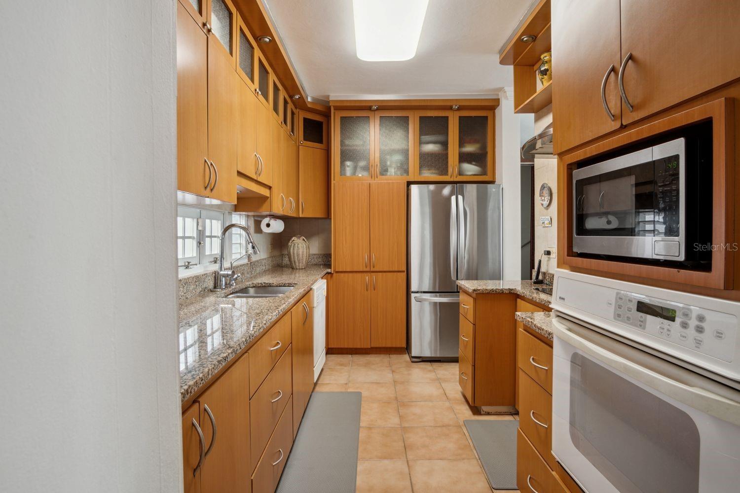 PASEO REAL - Residential