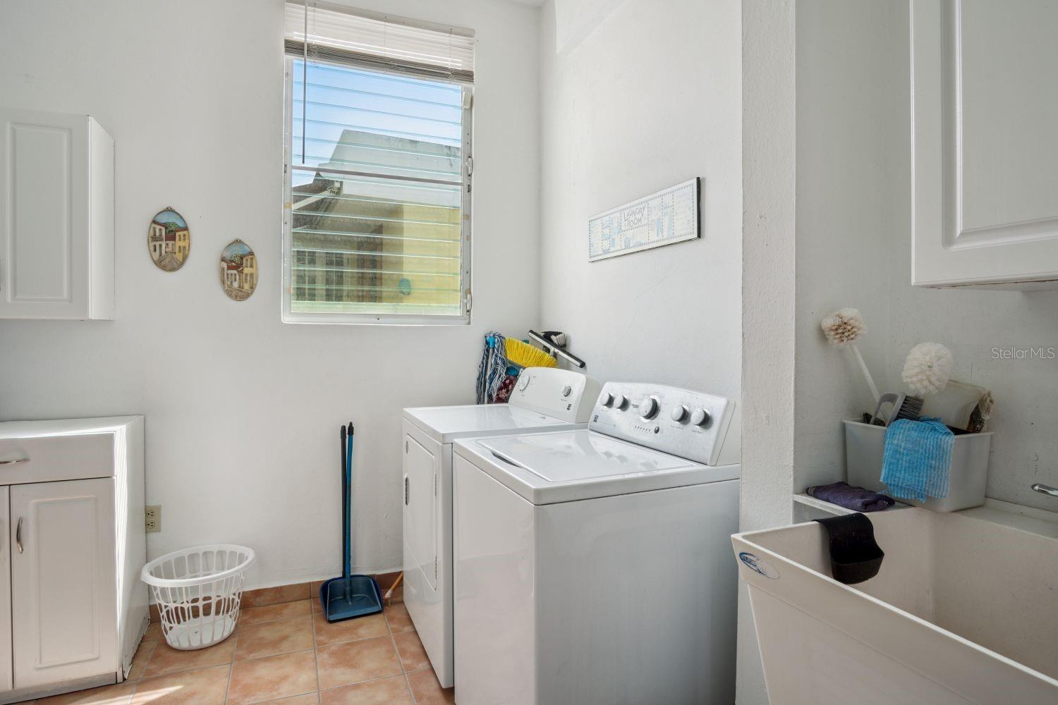 PASEO REAL - Residential