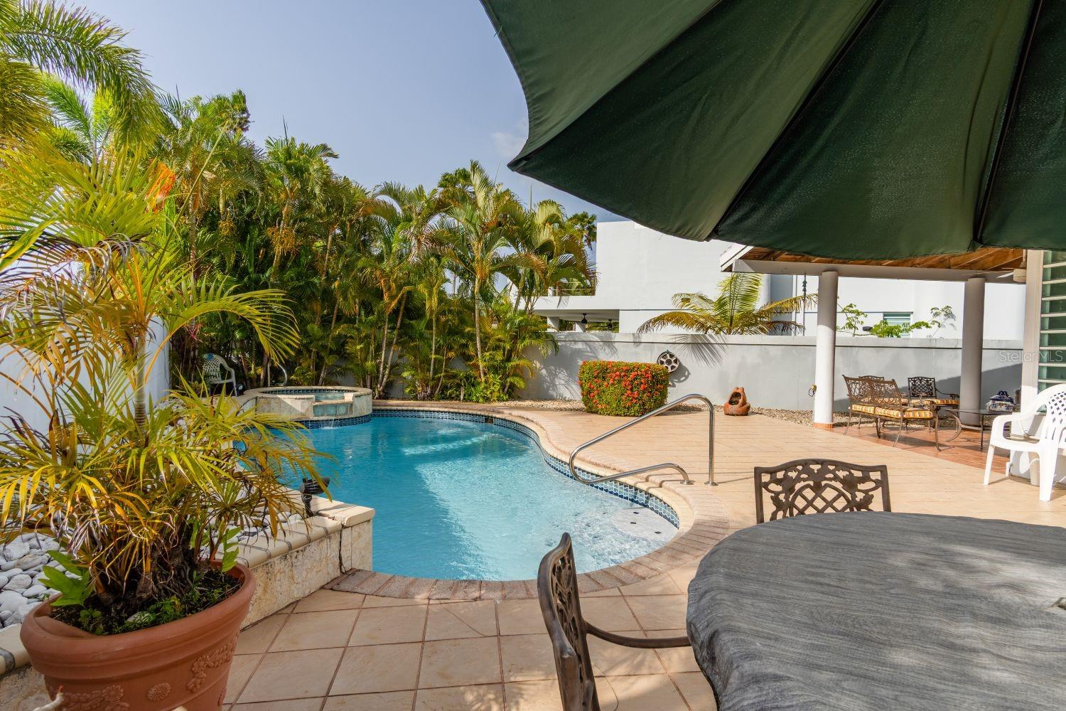 PASEO REAL - Residential