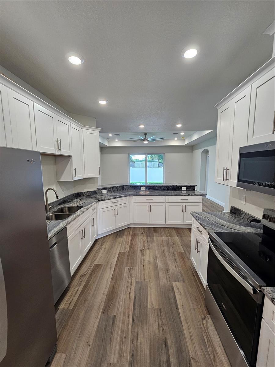 GREENTREE MANOR - Residential