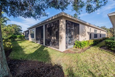 A home in LAKELAND