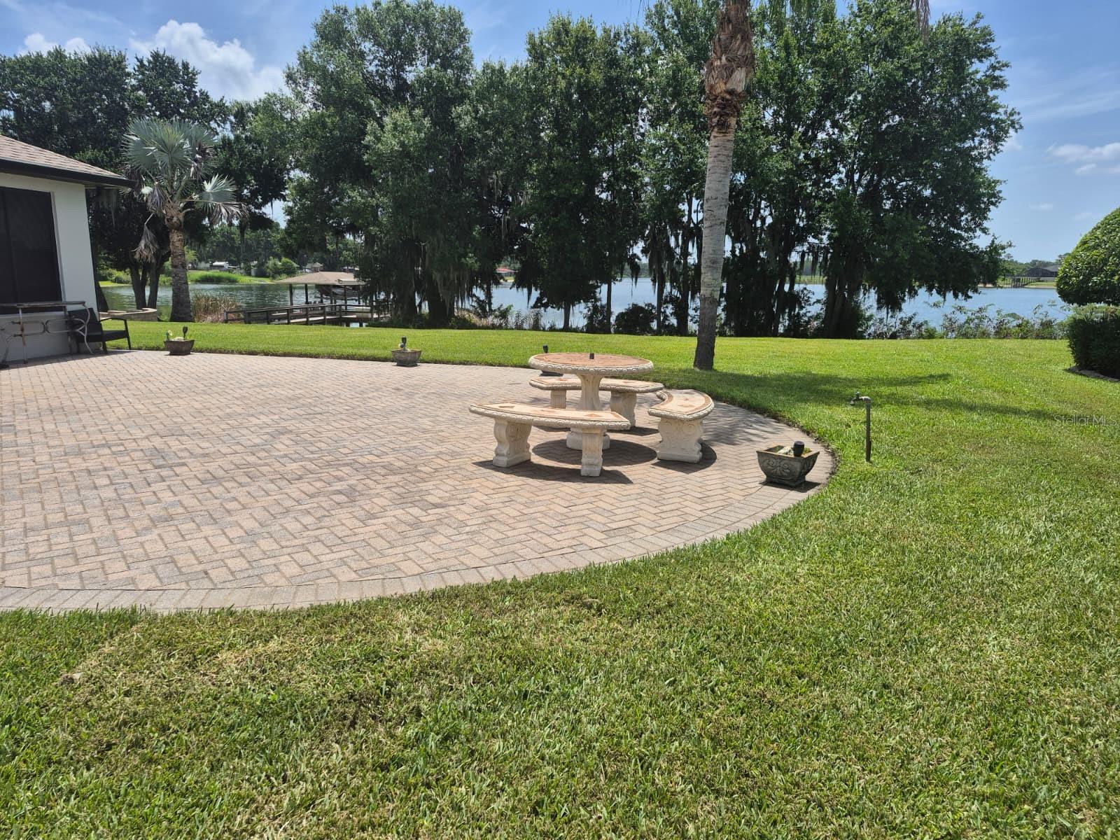 389 NOLANE LANE