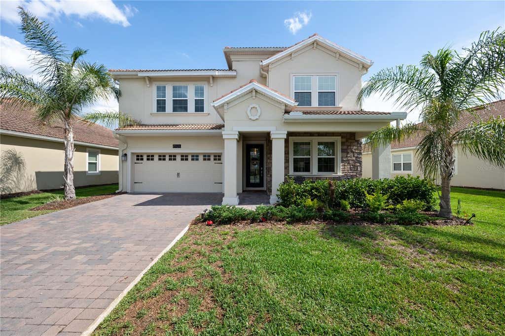 Photo of 8926 Fallen Oak Drive, Davenport, FL 33896 (MLS # O6418201)