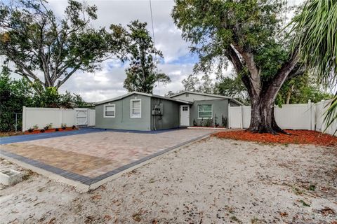 Photo of 4532 Devonshire Road, Tampa, FL 33634 (MLS # TB8443259)