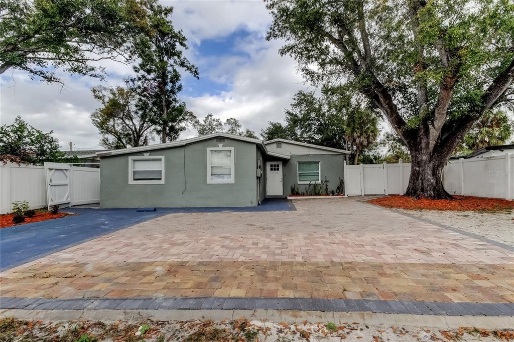Photo of 4532 Devonshire Road, Tampa, FL 33634 (MLS # TB8443259)