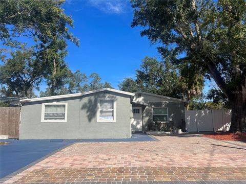 Photo of 4532 Devonshire Road, Tampa, FL 33634 (MLS # TB8443259)