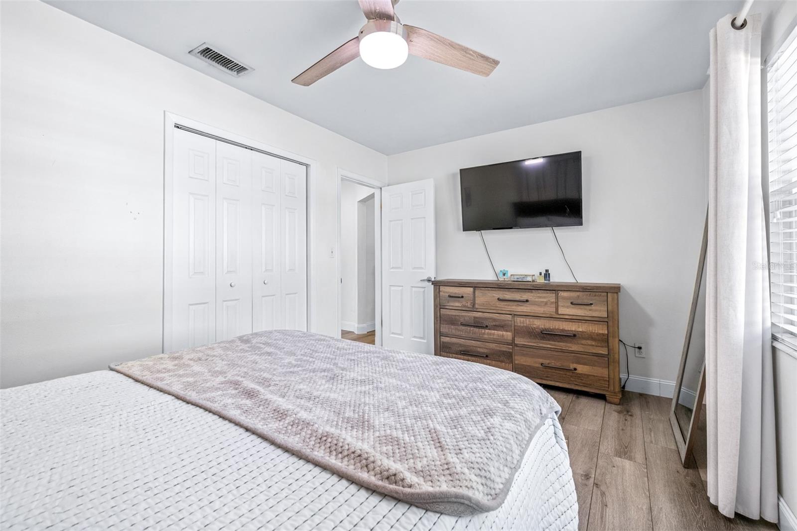 SIRMONS ESTATES - Residential