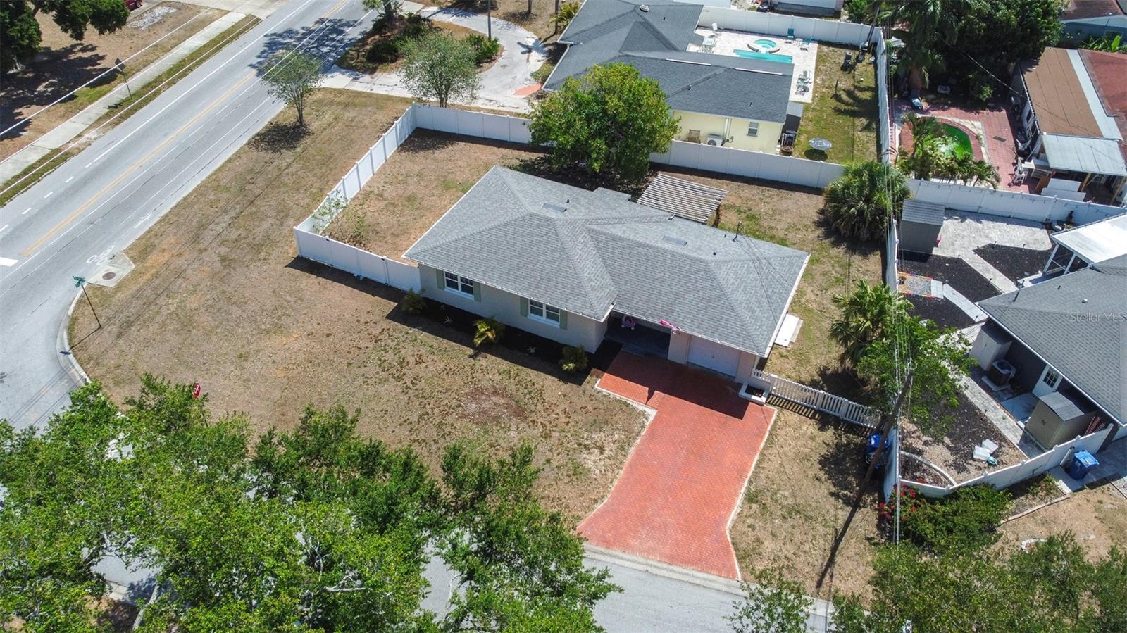 SIRMONS ESTATES - Residential