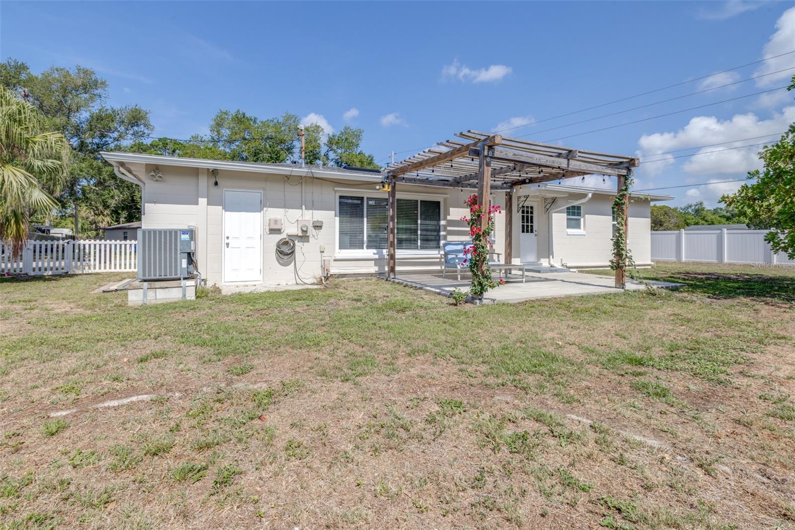 SIRMONS ESTATES - Residential