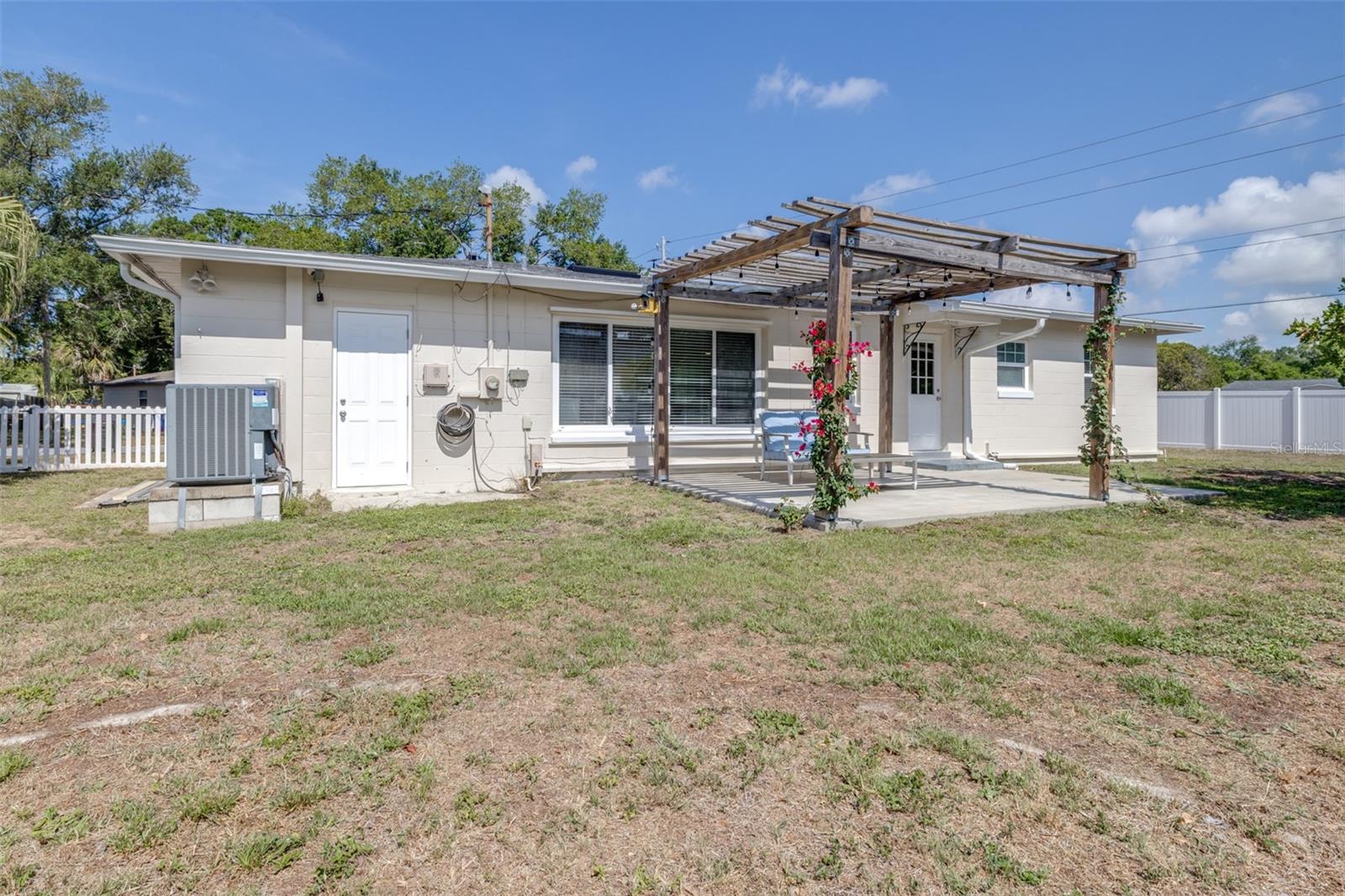 SIRMONS ESTATES - Residential