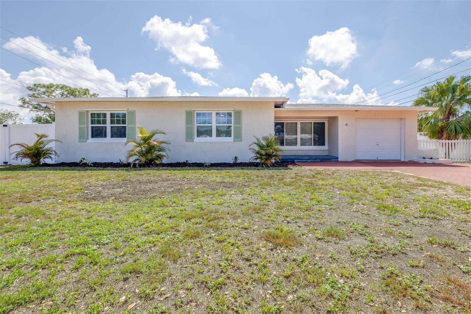 SIRMONS ESTATES - Residential