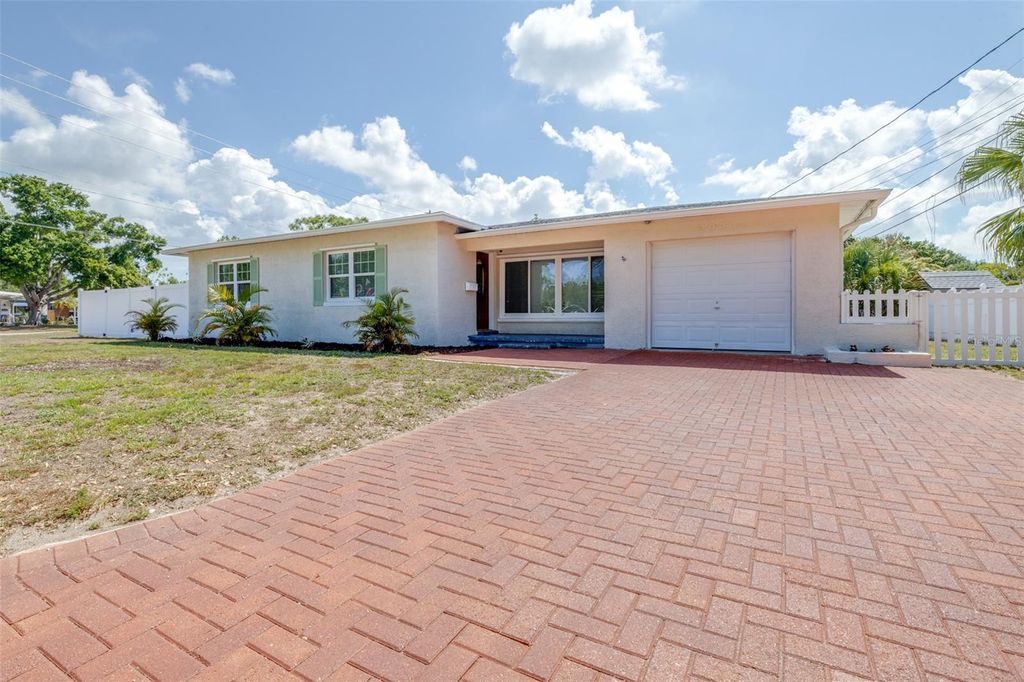 Photo of 2991 38th Street N, St Petersburg, FL 33713 (MLS # TB8503493)