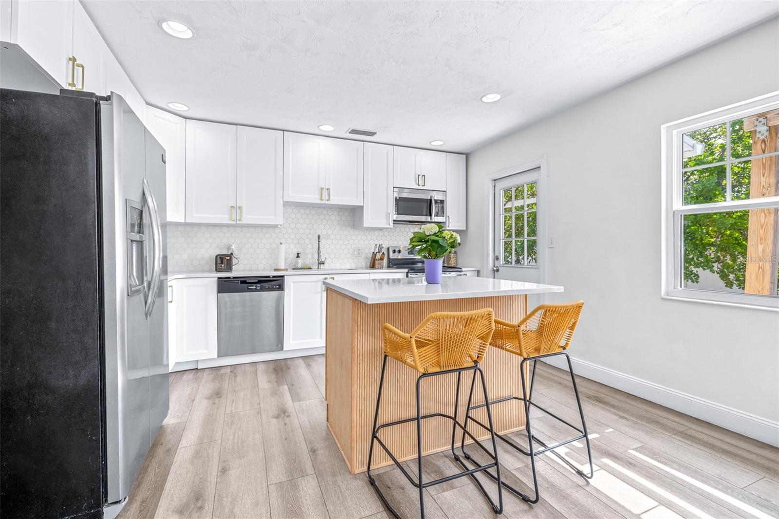 SIRMONS ESTATES - Residential