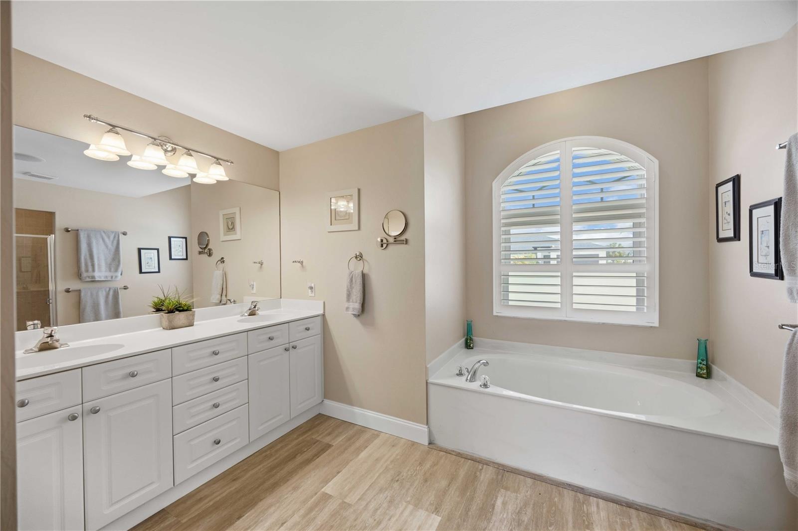 PUNTA GORDA ISLES SEC 18 - Residential