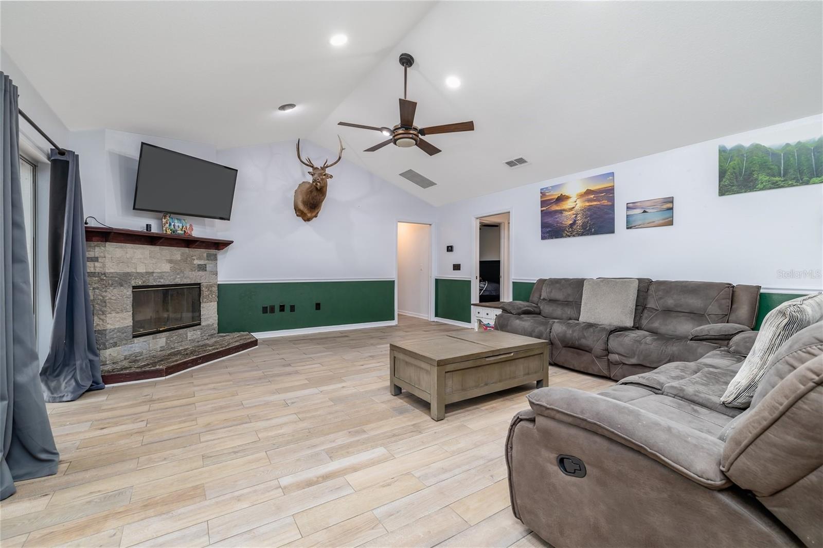 ORANGE CITY - Residential