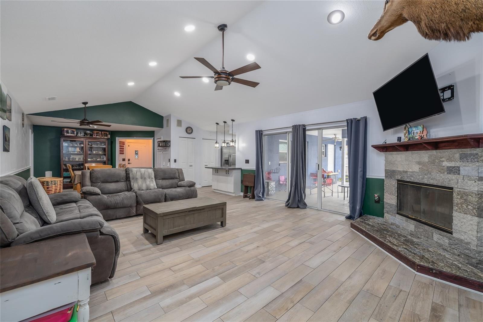 ORANGE CITY - Residential