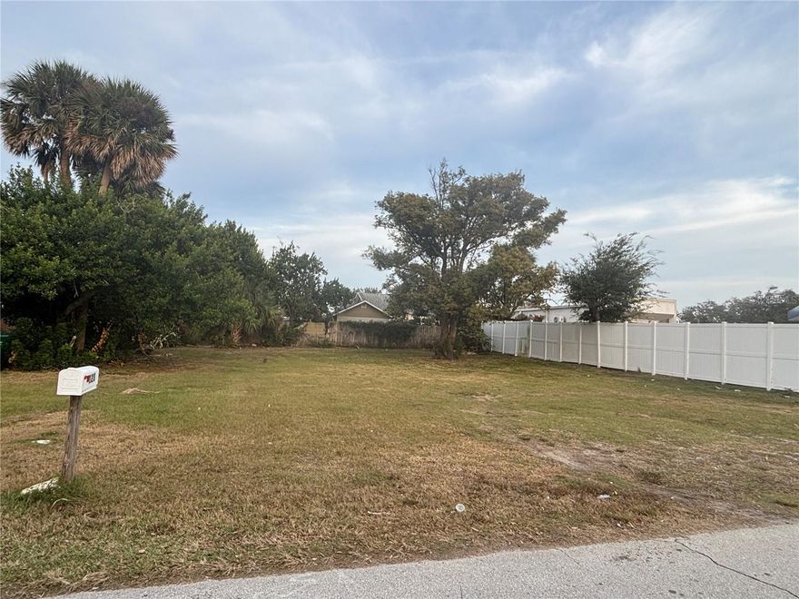 Investor/Developer Opportunity! Cleared 80x100 (8,000 SF) vacant lot at 123 Highland, zoned CC-1 Commercial Corridor in the Holly Hill Zoning District. Previous structure removed—no demolition required. Ideal for small-scale commercial, office, or service use. Located in a growing area near Daytona Beach with limited supply of buildable commercial parcels. Prior utilities on site (buyer to verify). Strong redevelopment or land-bank potential. Buyer to verify zoning, permitted uses, and development requirements. OWNER FINANCING!