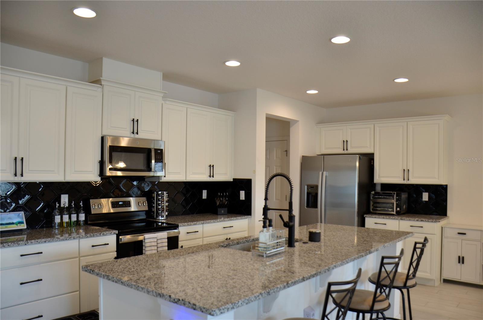 TRINITY LAKES PH 1 - Residential