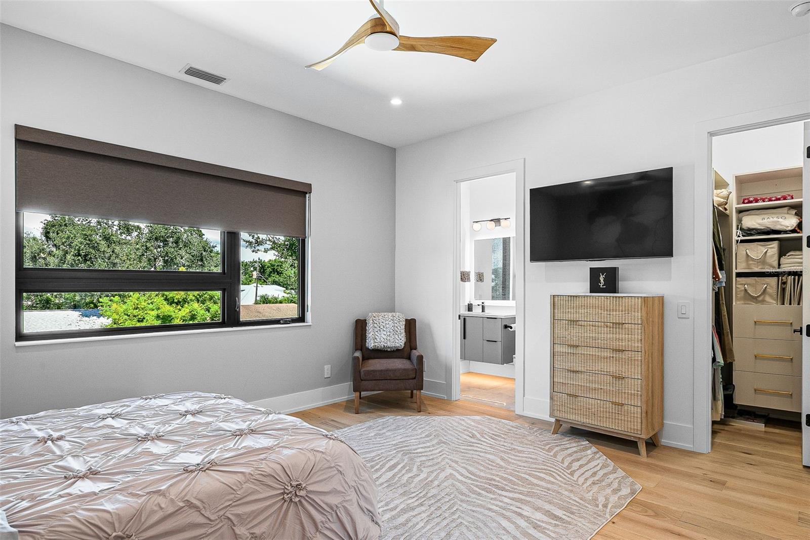 LOMA LINDA PARK - Residential