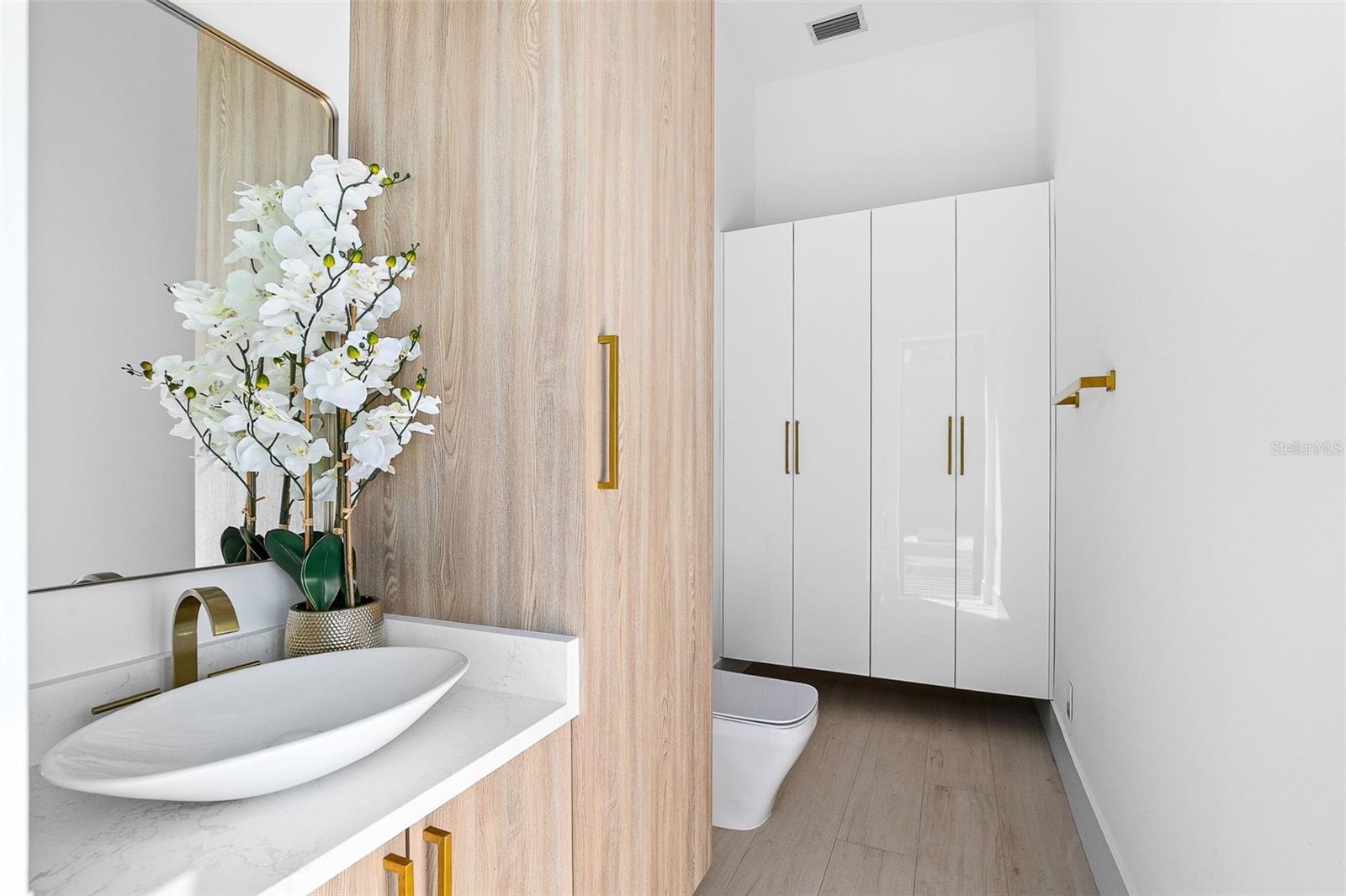 LOMA LINDA PARK - Residential