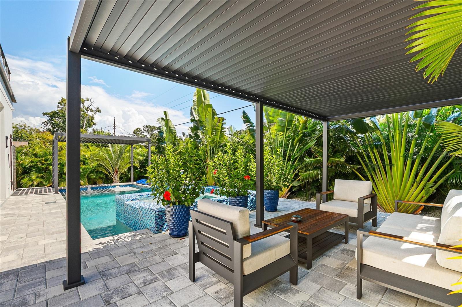 LOMA LINDA PARK - Residential