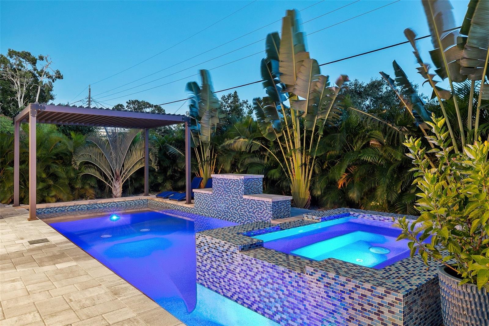 LOMA LINDA PARK - Residential