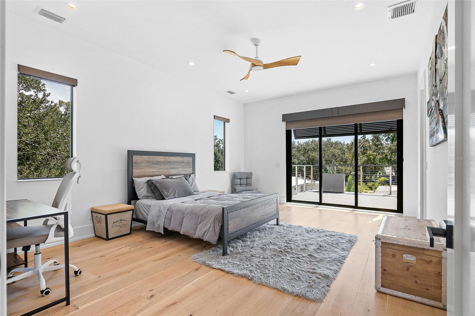 LOMA LINDA PARK - Residential