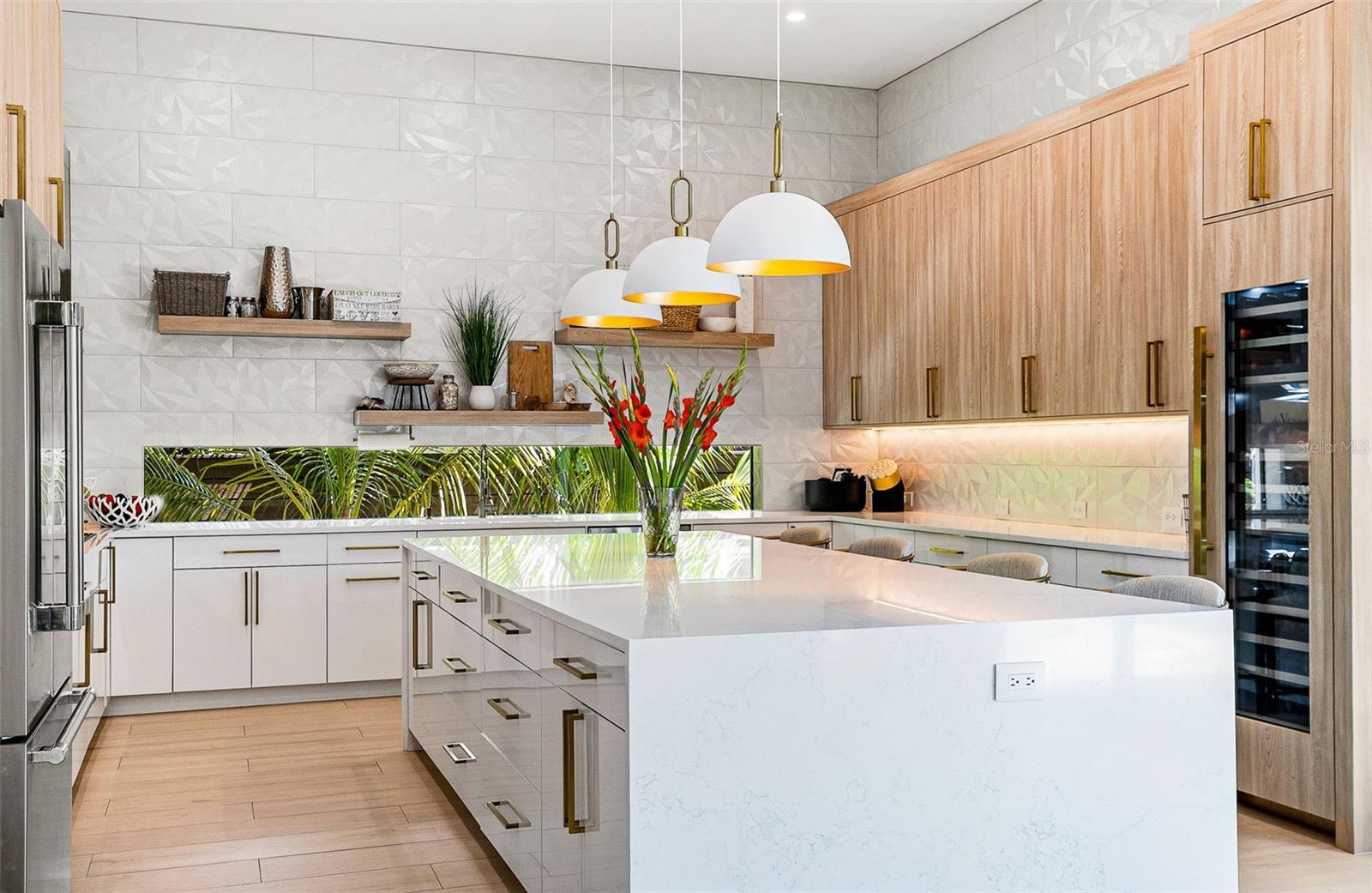 LOMA LINDA PARK - Residential