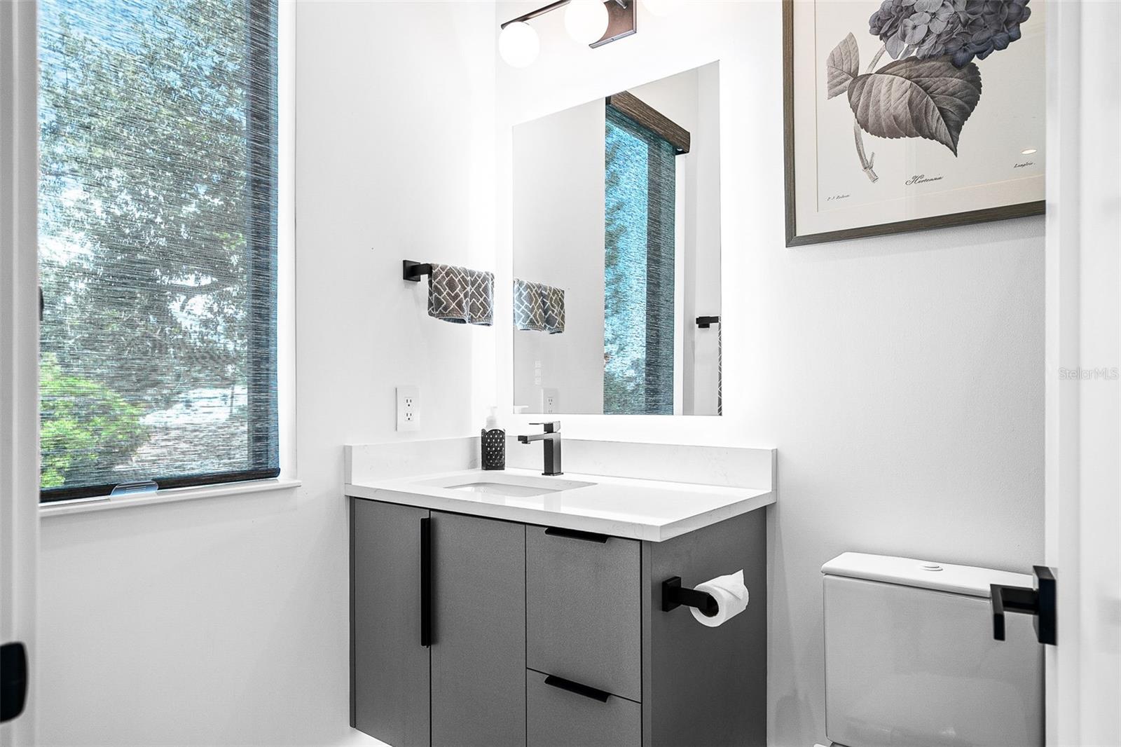 LOMA LINDA PARK - Residential