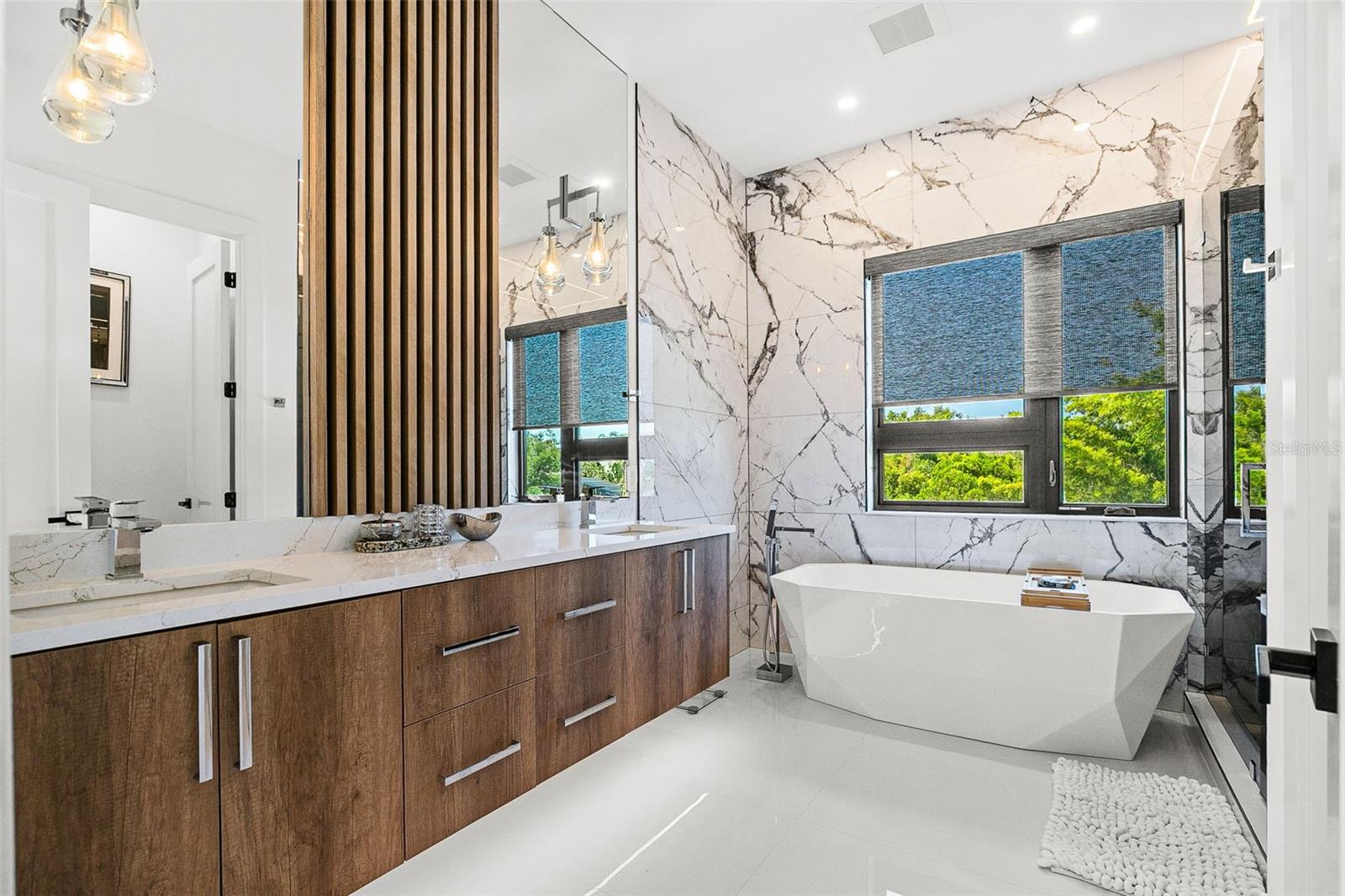 LOMA LINDA PARK - Residential