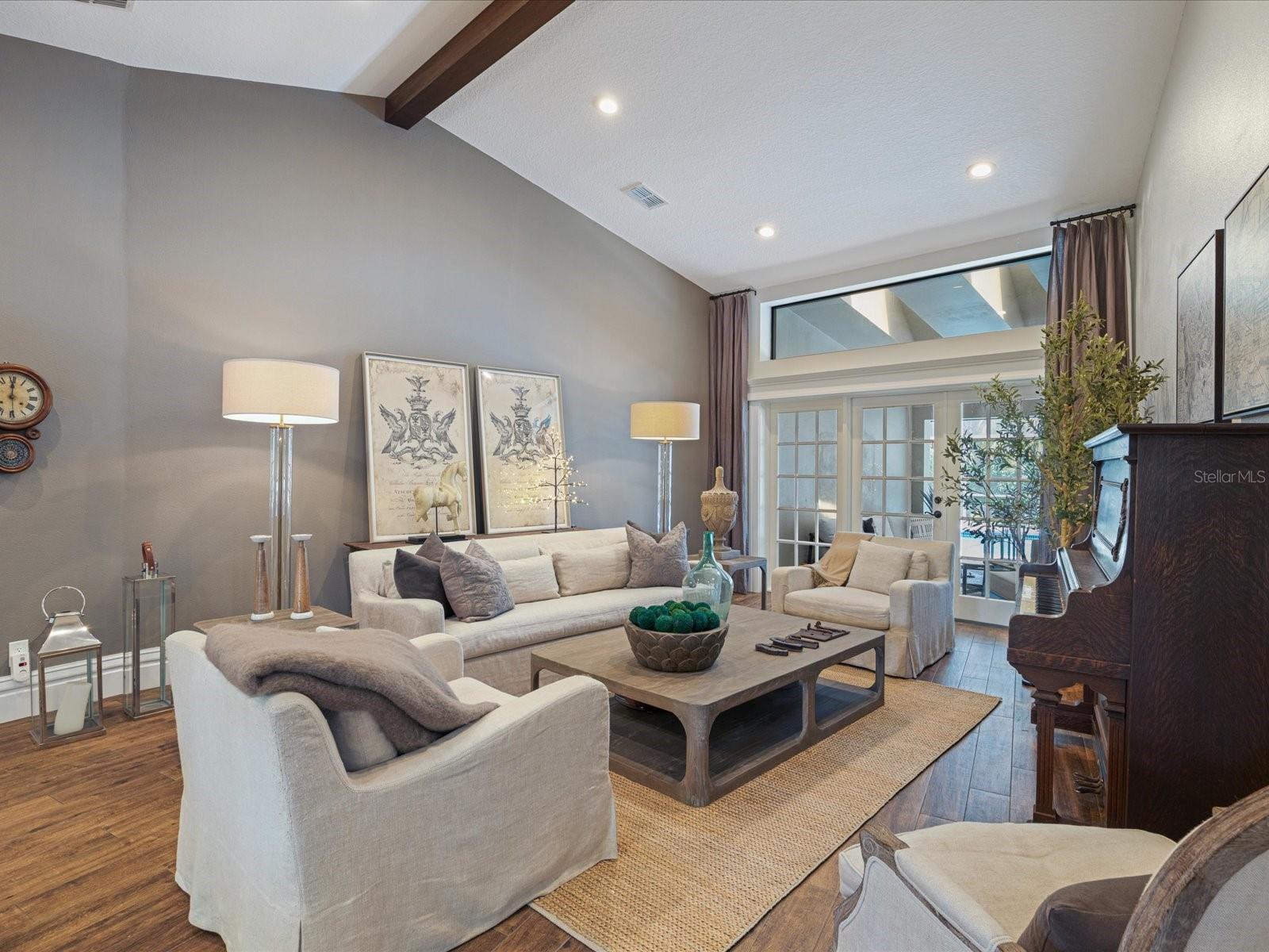 RAINBOW FARMS - Residential