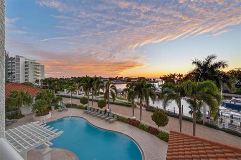 1325 SNELL ISLE BOULEVARD NE 302 ST PETERSBURG FL 33704