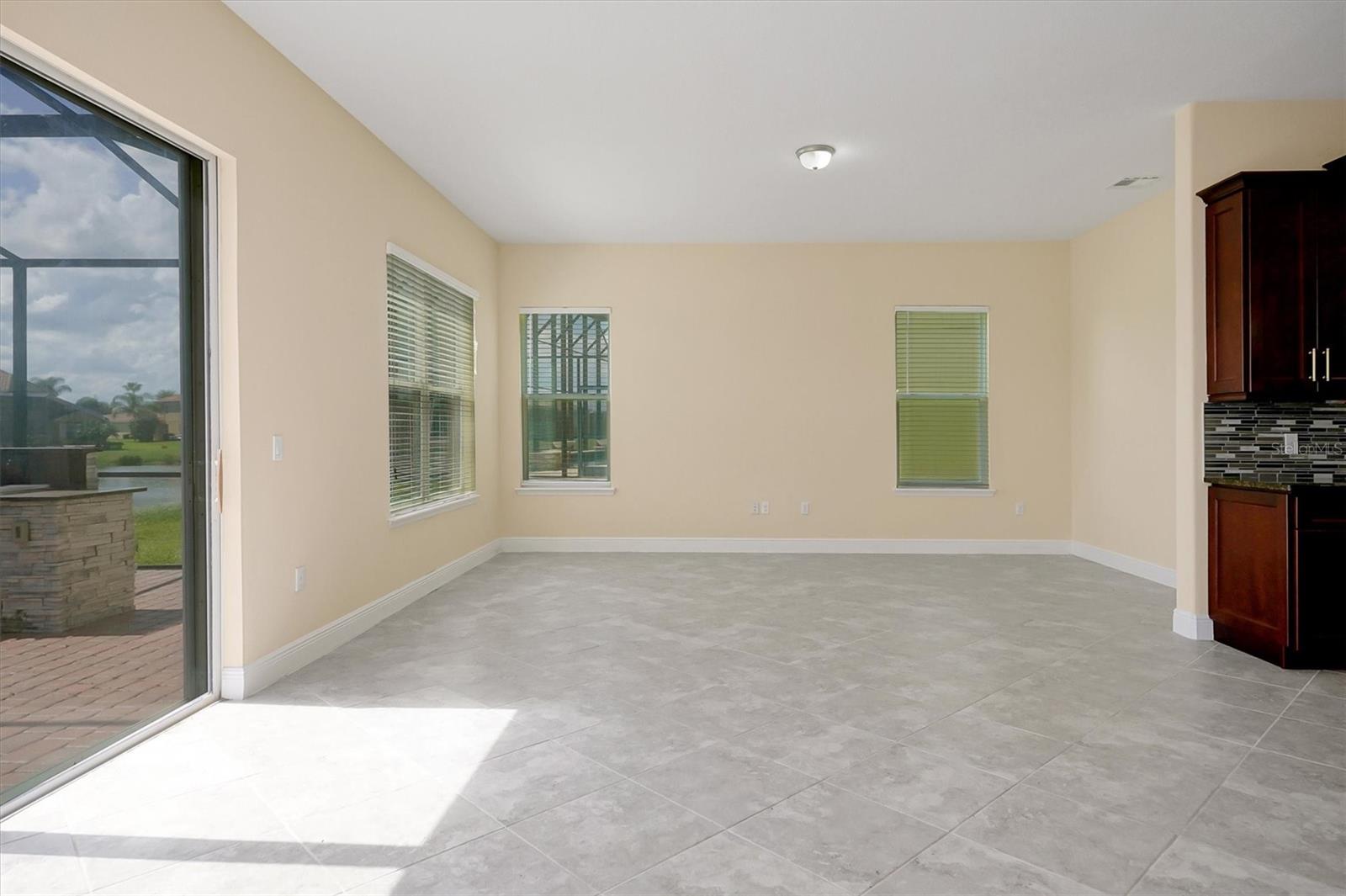 BELLALAGO PH 6H & 6I - Residential