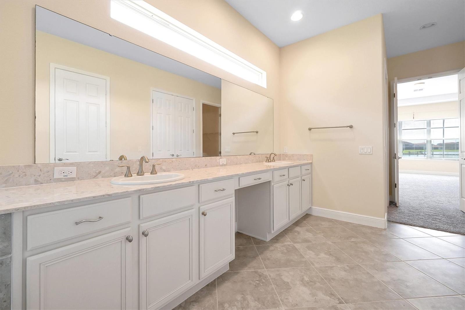 BELLALAGO PH 6H & 6I - Residential