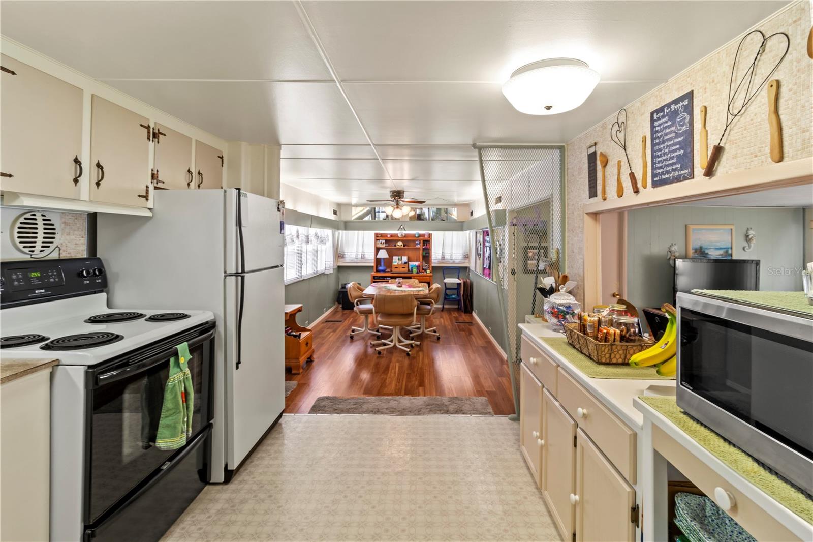 FAIR LANE ACRES SECOND ADD - Residential