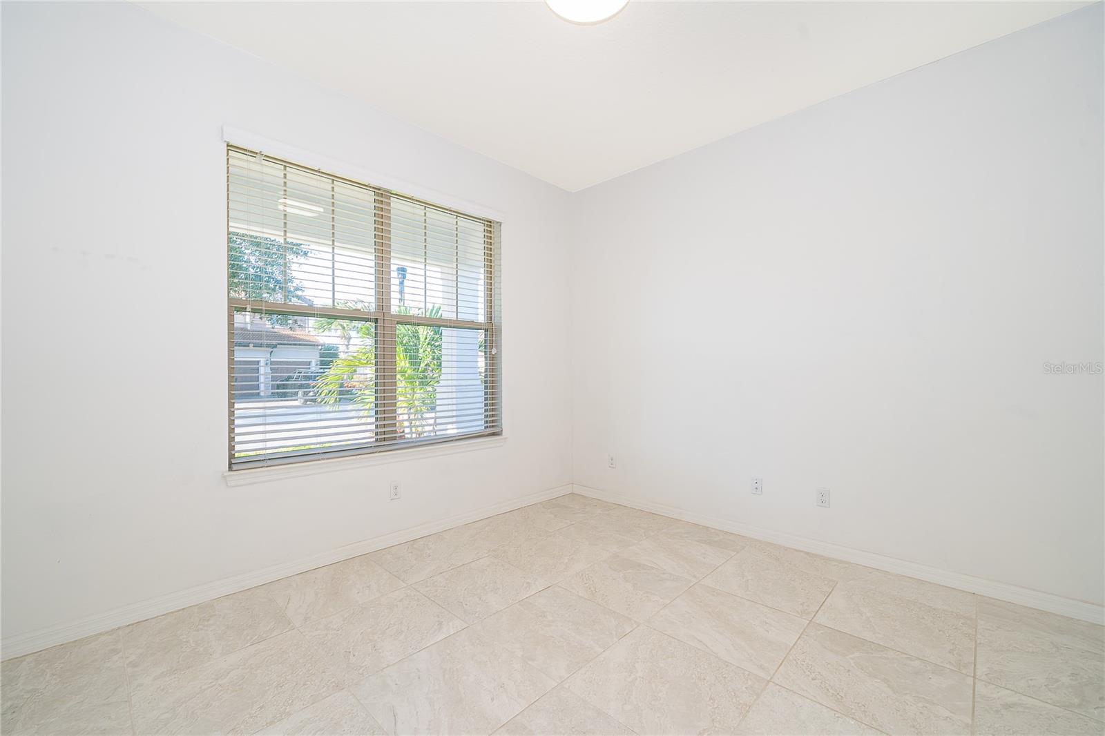 LAKEVIEW POINTE/HORIZON WEST P - Residential