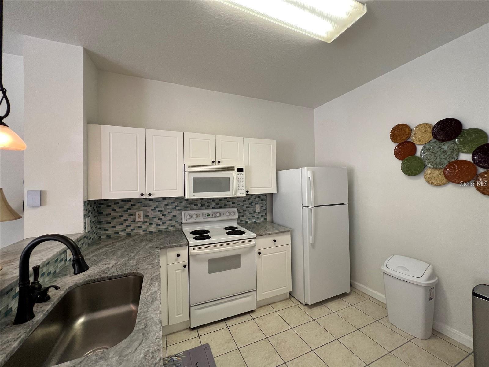 WINDSOR PALMS P3A - Residential Lease