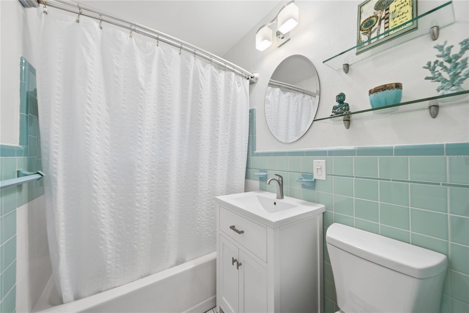 LAKE SHEFFIELD 1ST SEC - Residential