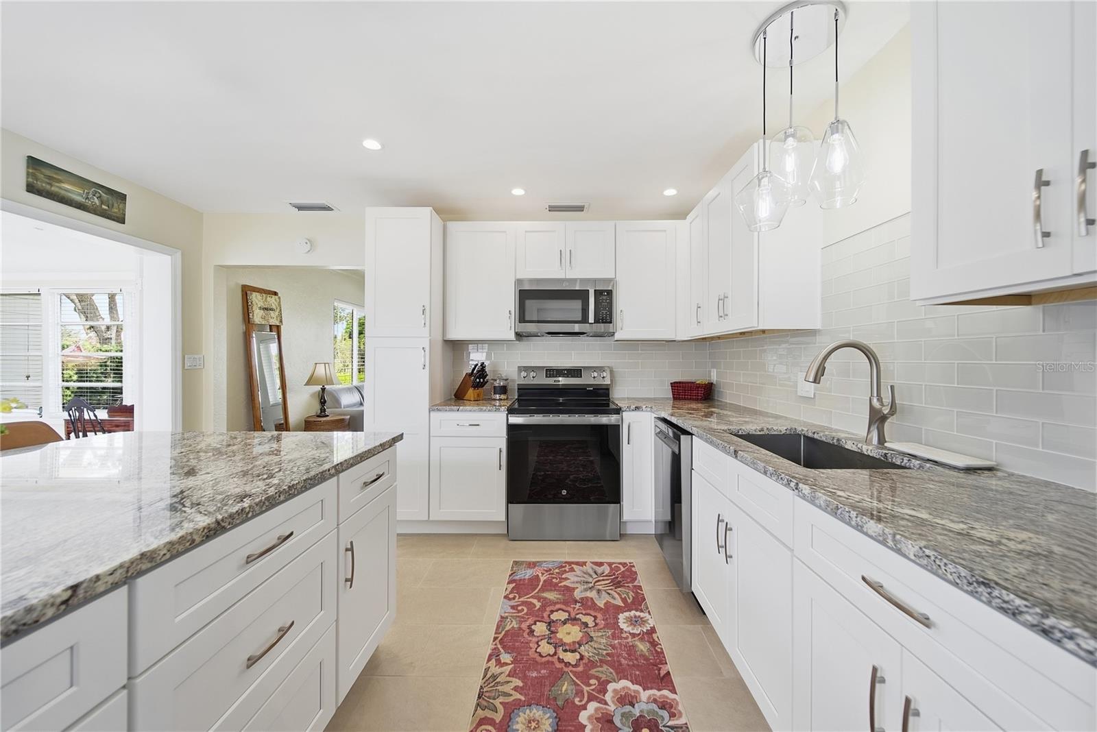 LAKE SHEFFIELD 1ST SEC - Residential