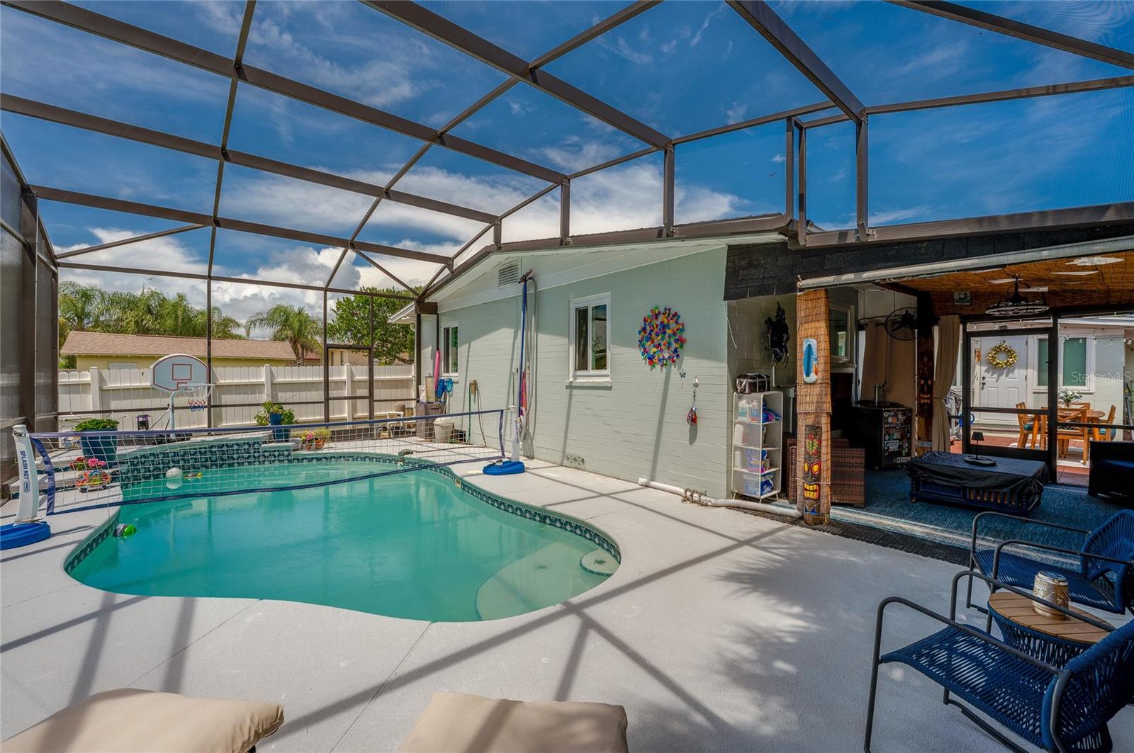 348 WOODLAND AVENUE