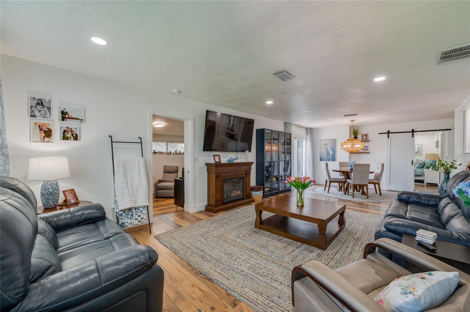 348 WOODLAND AVENUE