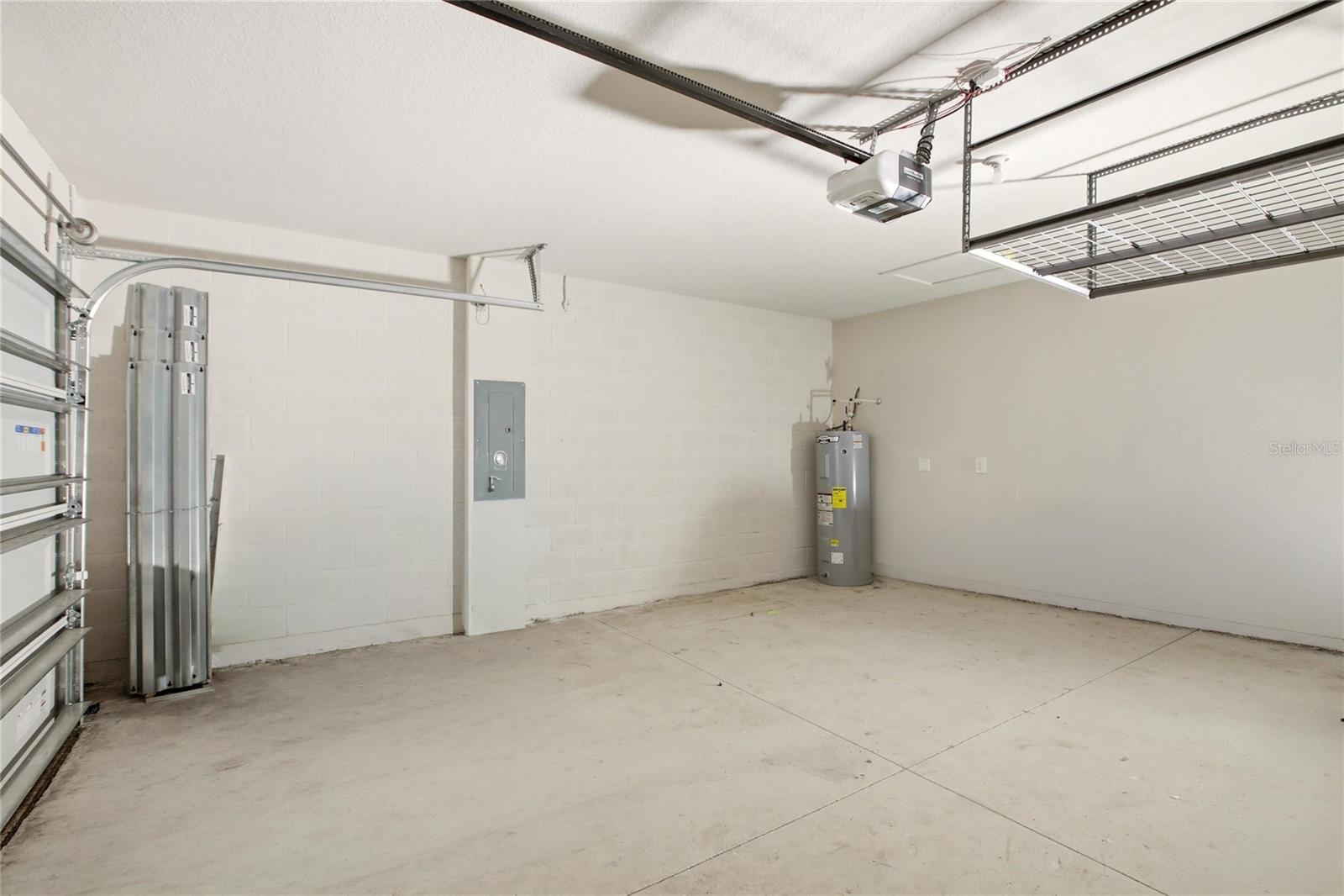 STAR FARMS PH IV SUBPH D & E - Residential