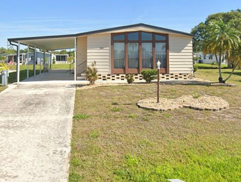 Photo of 1562 Sanderling Drive, Englewood, FL 34224 (MLS # D6142060)